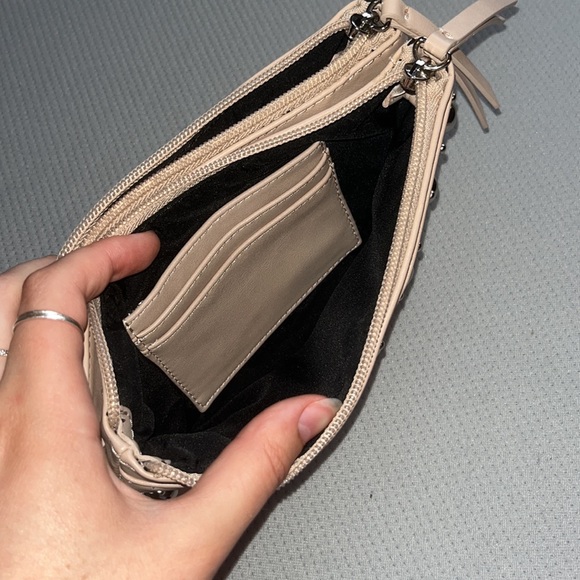 Blush Pink Nine West wristlet - Picture 4 of 4